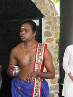 Pellegrinaggio all'Ashram di Babaji, Katargama, Sri Lanka-2014 - 4 (clicca sull'immagine per
ingrandire)